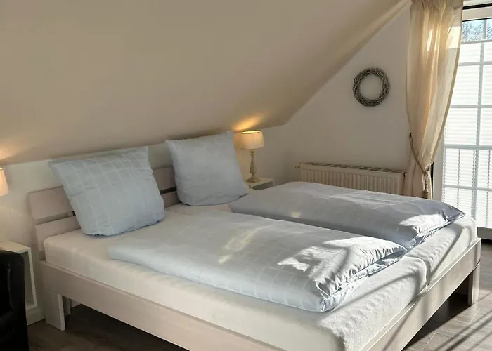 Mein-ostseeplätzchen Niesgrau